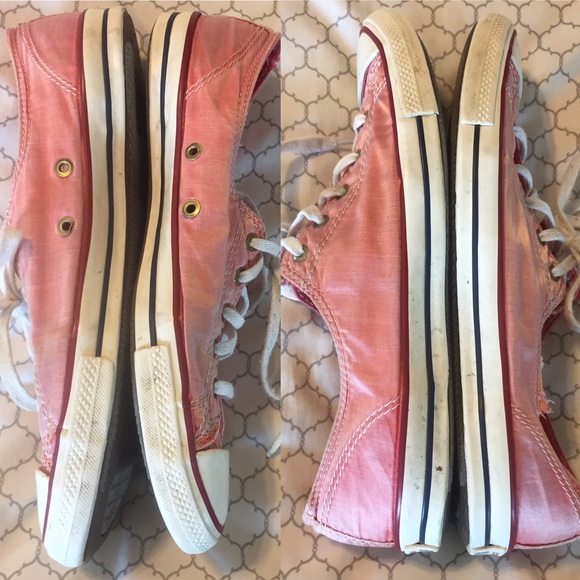 Faded Red Converse - Picture 2 of 7